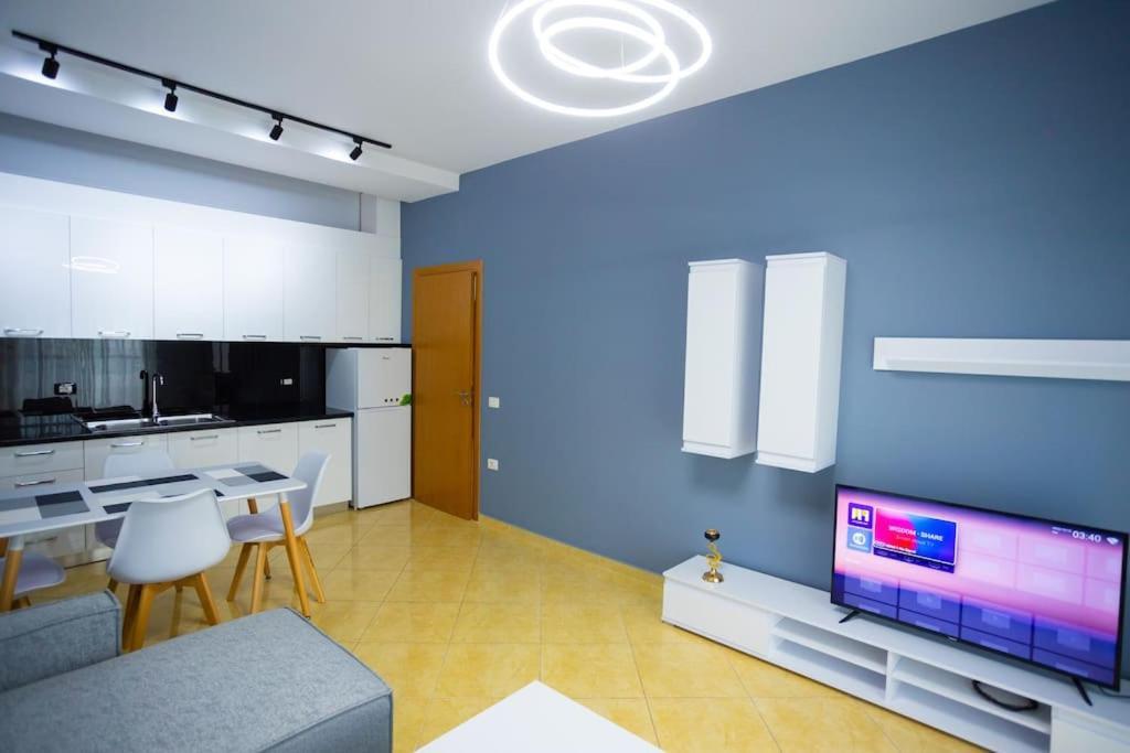 Apartment In Vlore Kejvi エクステリア 写真