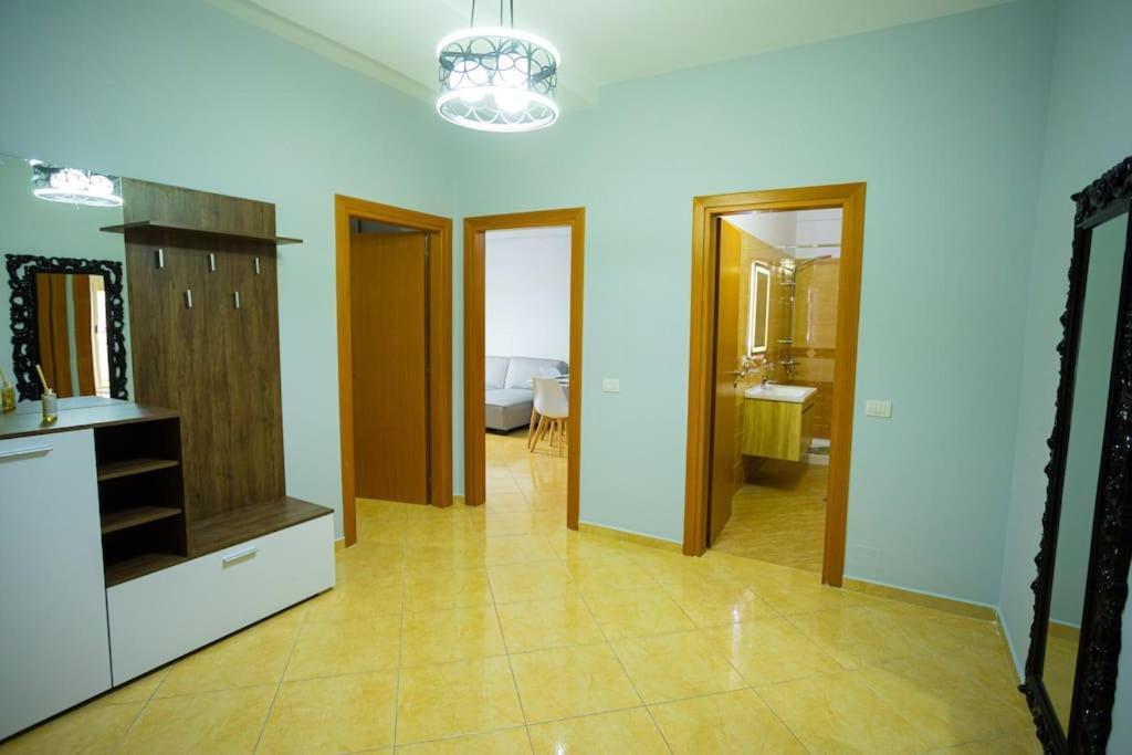 Apartment In Vlore Kejvi エクステリア 写真