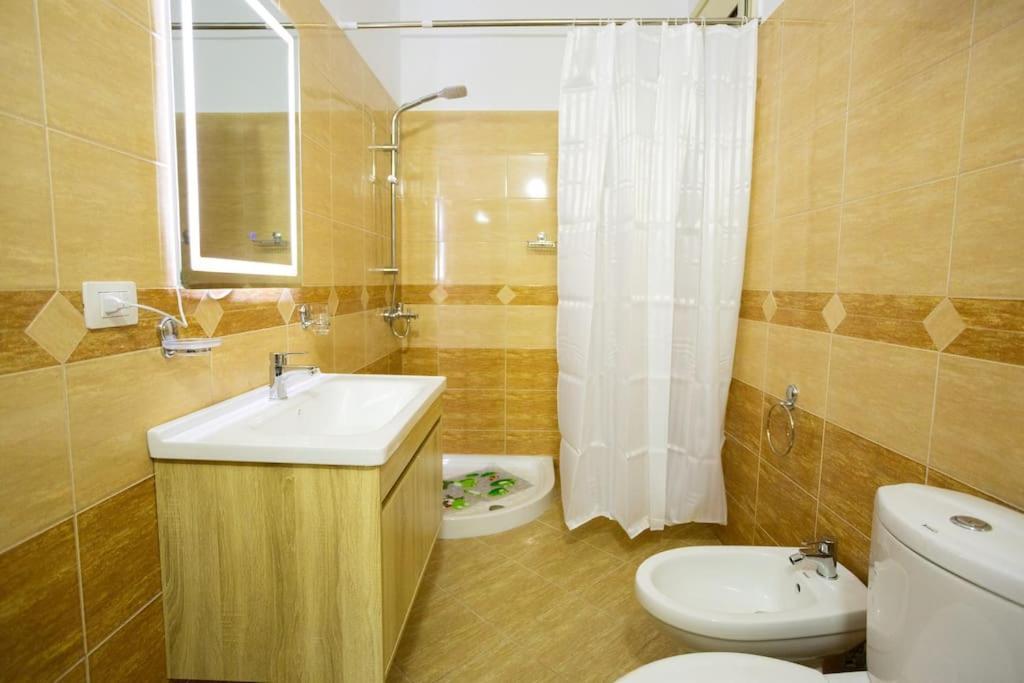 Apartment In Vlore Kejvi エクステリア 写真